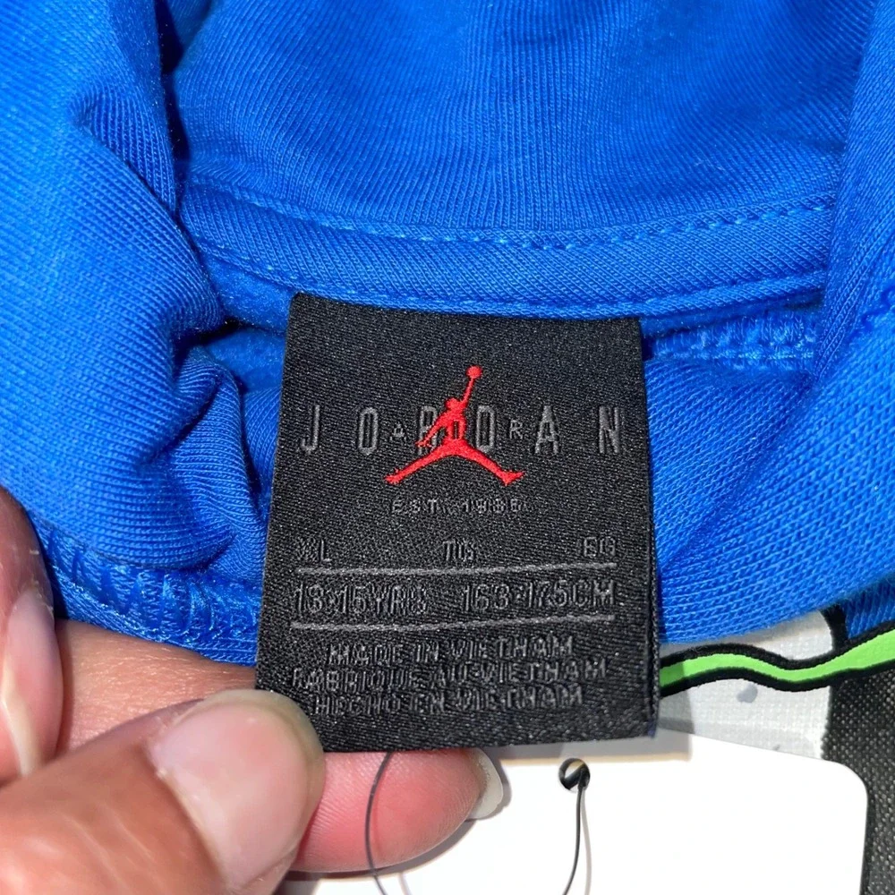 Jordan Boys Royal Blue Michael Jordan Flight Graphic Hoodie XL 13-15Y